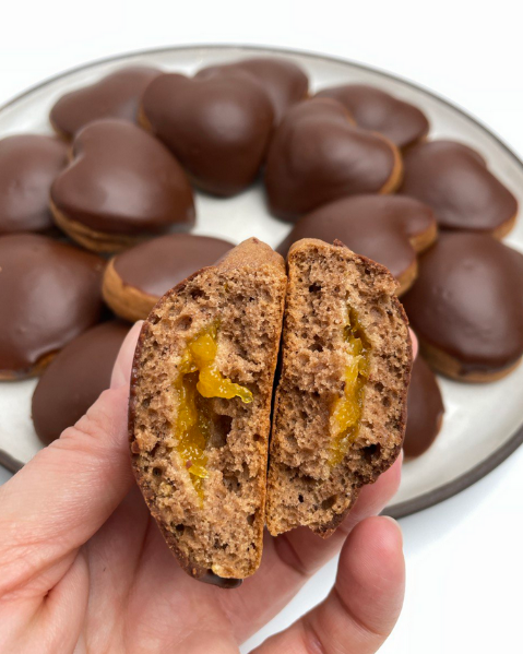 [Ольга Кащиц] [Pekarko] Альпийские пряники (2023)_0.png